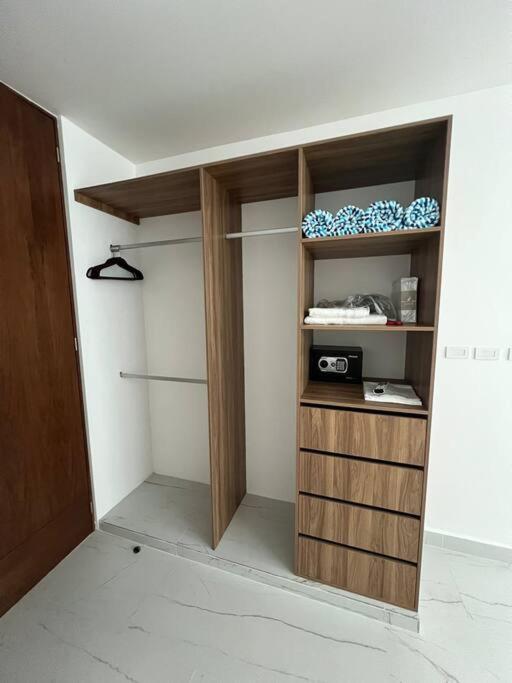 Big, Modern And Beautiful Beach Apartament 1Br Ocean View Плая дел Кармен Екстериор снимка